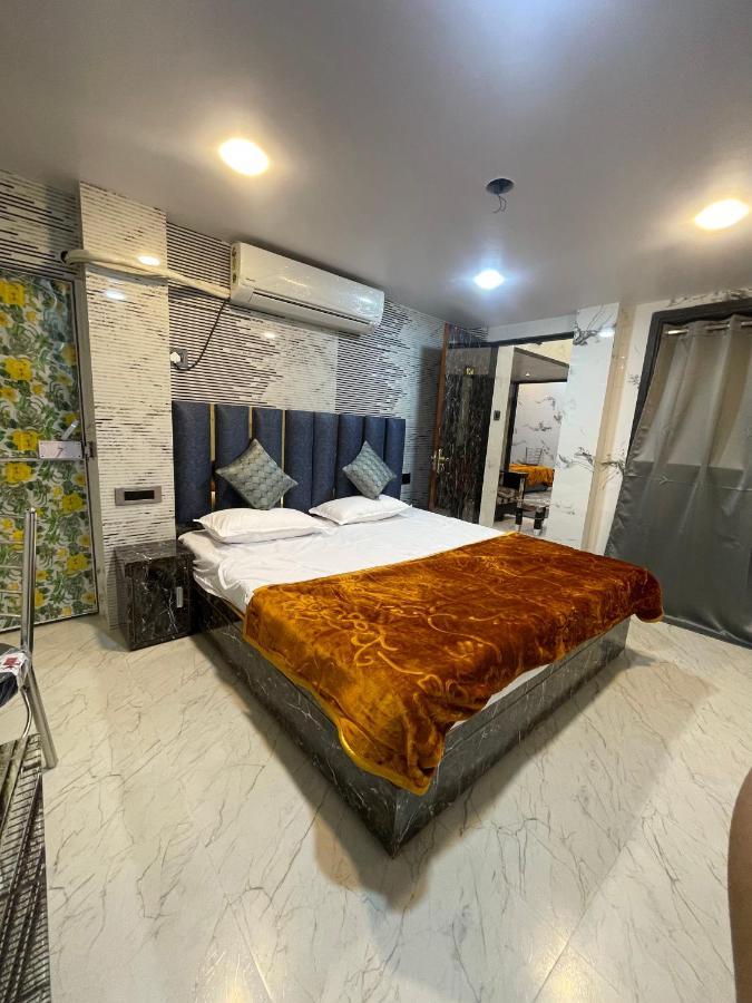 Kashi Dham Home Stay Varanasi Ngoại thất bức ảnh