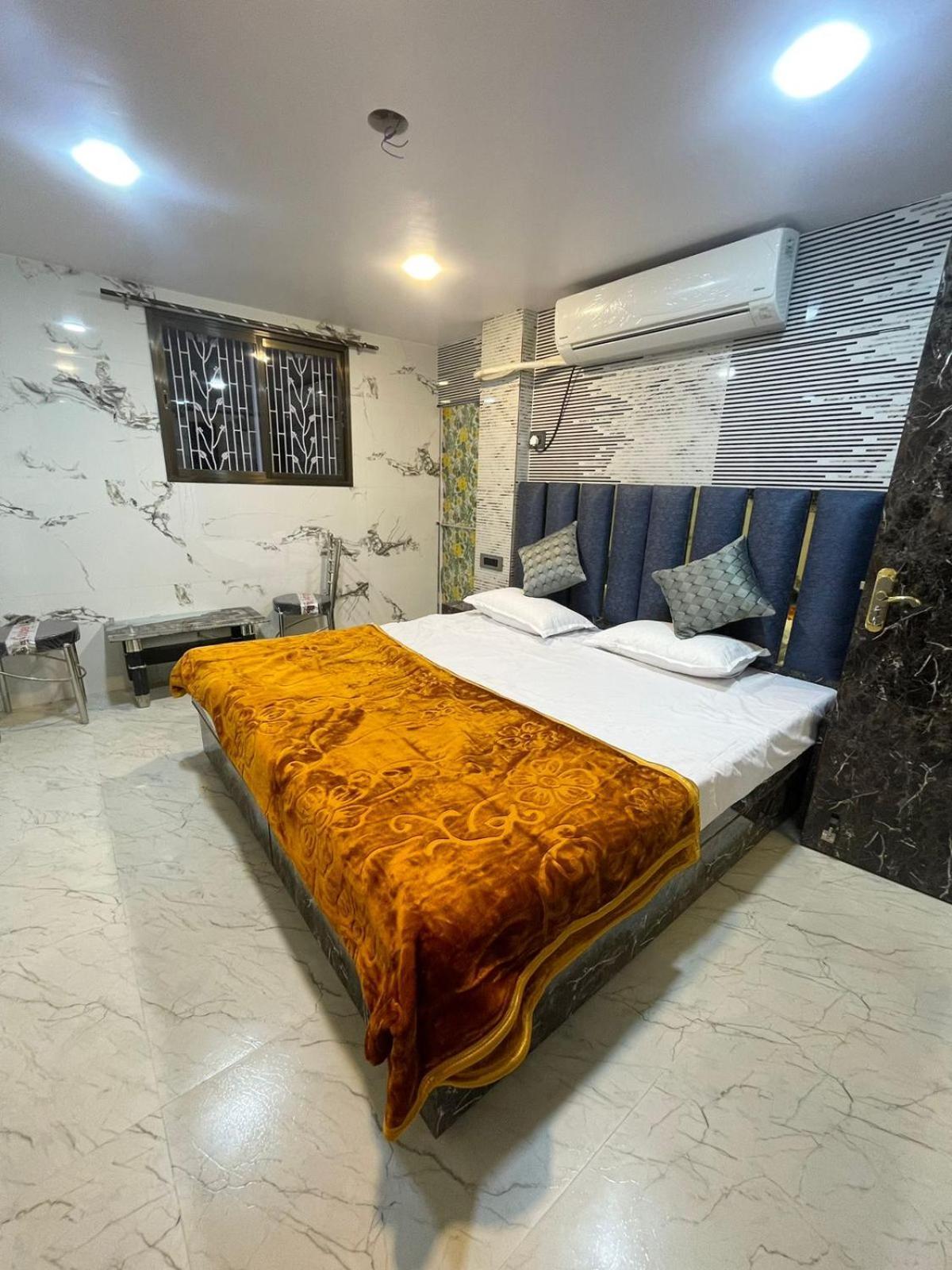 Kashi Dham Home Stay Varanasi Ngoại thất bức ảnh